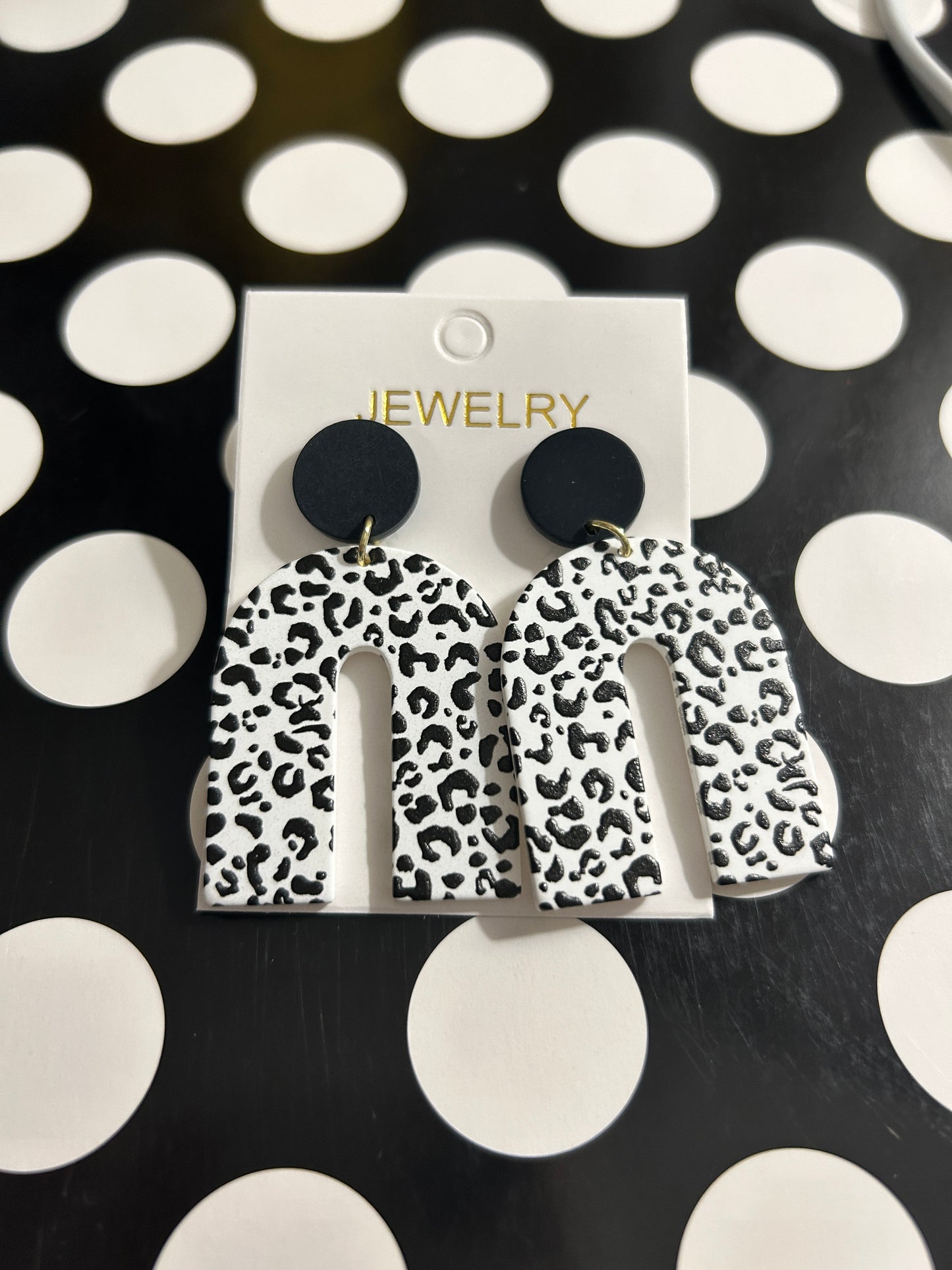 Dangle earrings