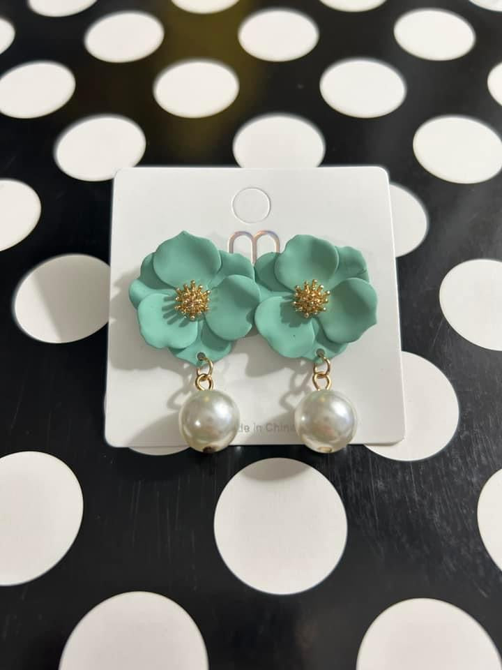 Dangle earrings